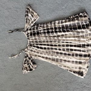 Cold shoulder tie dye top